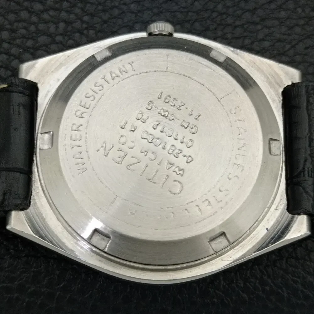 Vintage 1975 Citizen Automatic Mens Silver Watch W/daydate & Gold accents